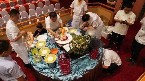 陜西省旅游住宿業(yè)餐飲服務(wù)現(xiàn)場實操培訓(xùn)與技能競賽圓滿落幕